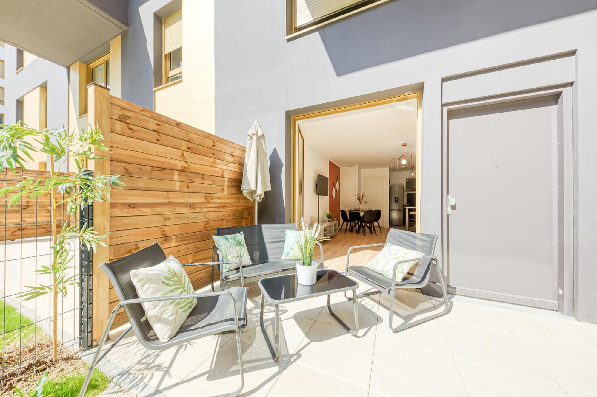 Massy Serenity - 64M2, Terrace, Balcony, Parking Екстер'єр фото